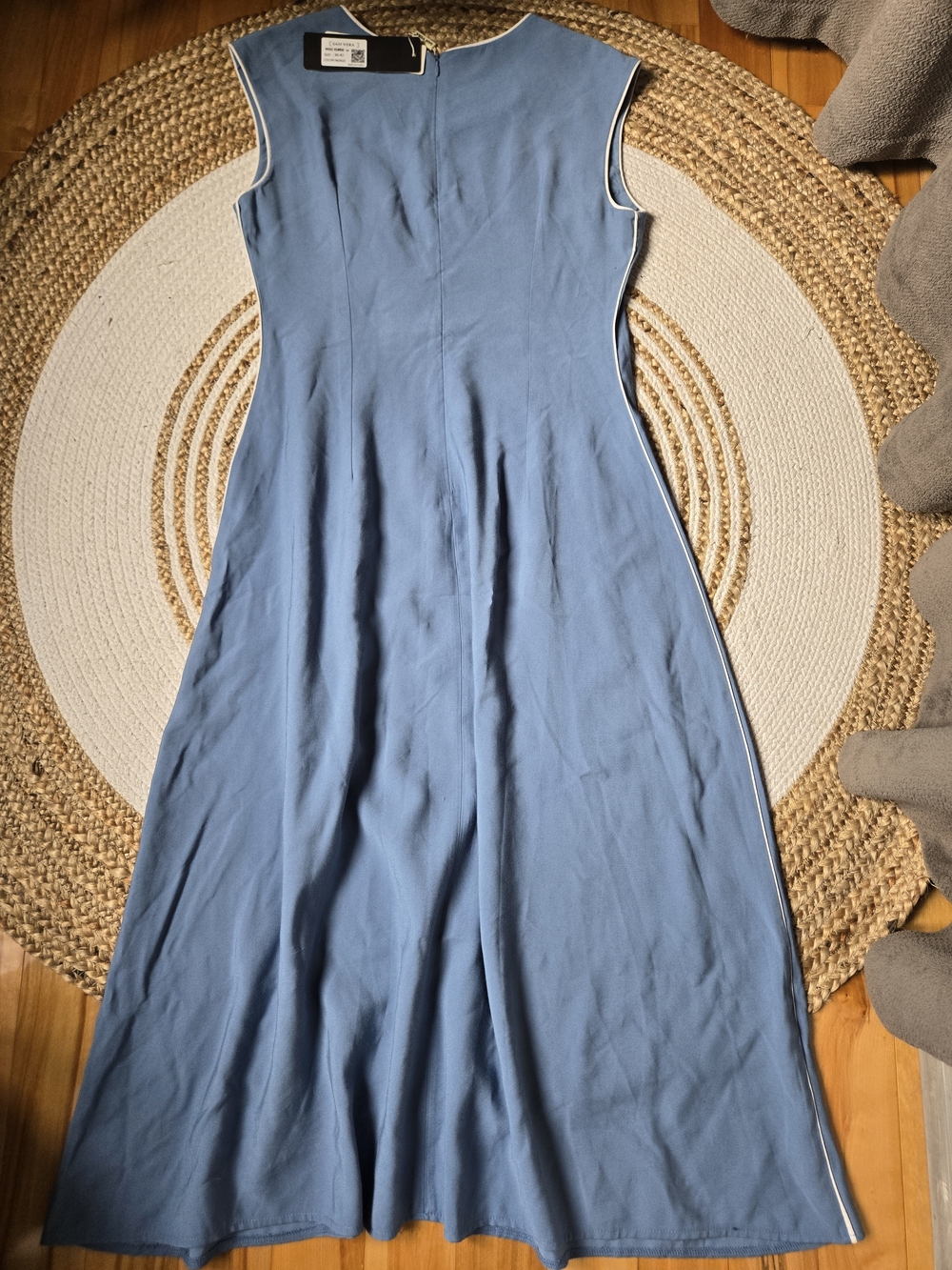 NWT Sleeveless Blue White Piping Dress Minimalist 60s Style Timeless Old Money M - Picture 5 of 15